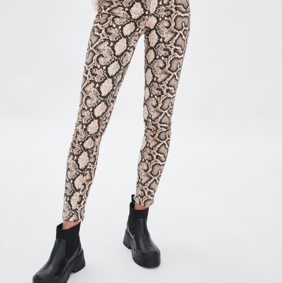 Zara Tan Snakeskin Print  Jean's - Picture 4 of 10